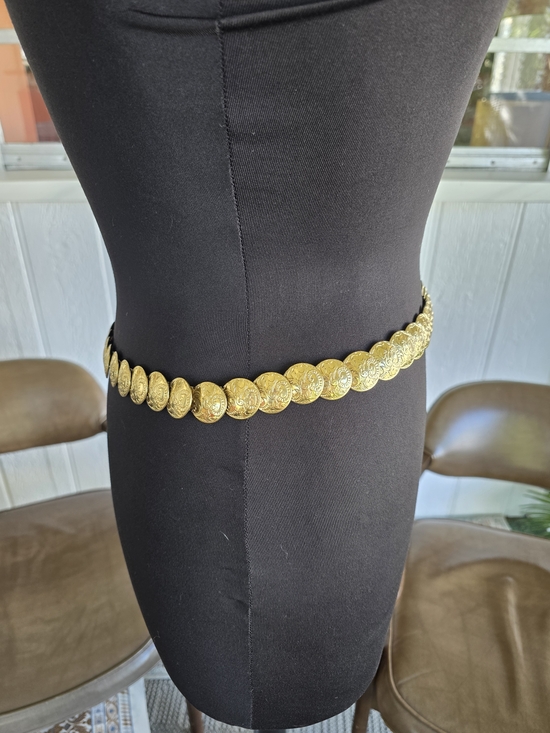 Vintage 90s Stretchy Gold Coin Link Waist Belt Boho Chic Summer Festival Vibes main image 11